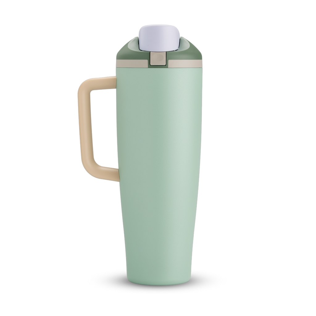 FreeSip® Tumbler - Color belongs in backpacks.