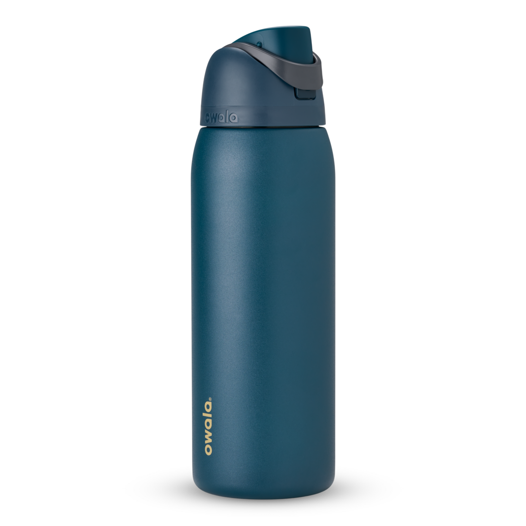 FreeSip® - Flip open your water break.