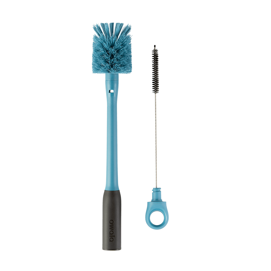 2-in-1 Bottle Brush - Pack sips for adventure.