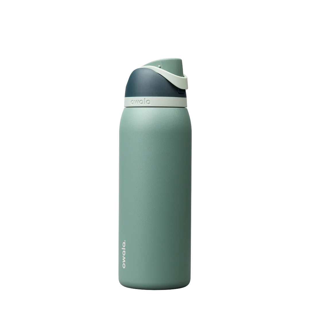 FreeSip® - Flip open your water break.